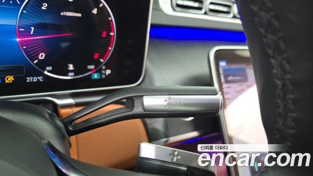 Mercedes-Benz S-Класс 2021