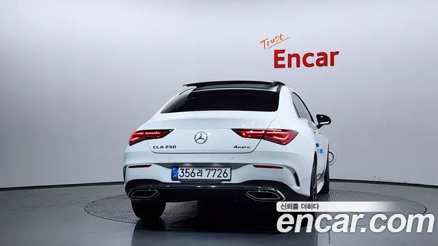 Mercedes-Benz CLA 2022
