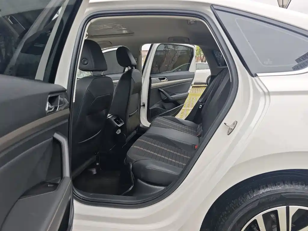 Volkswagen Lavida 2022