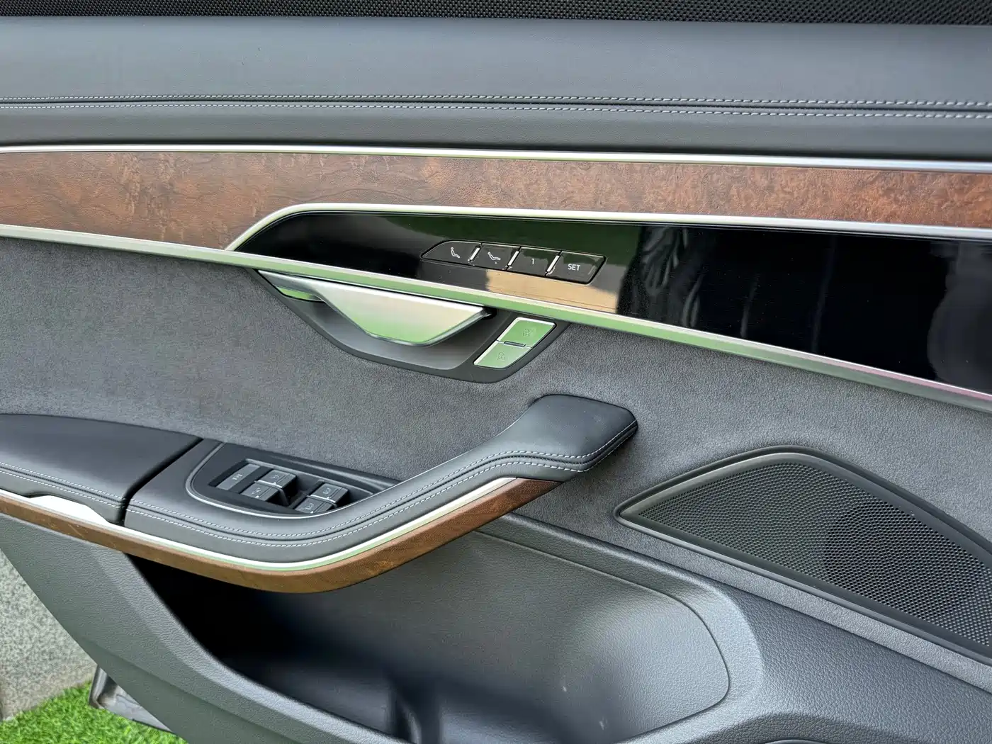 Audi A8 2022