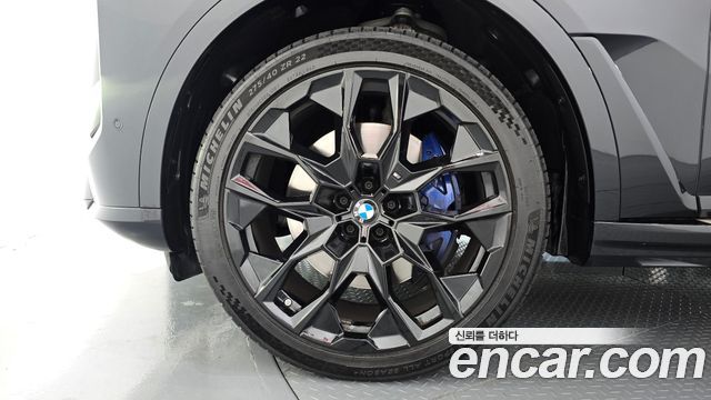 BMW X7 2024