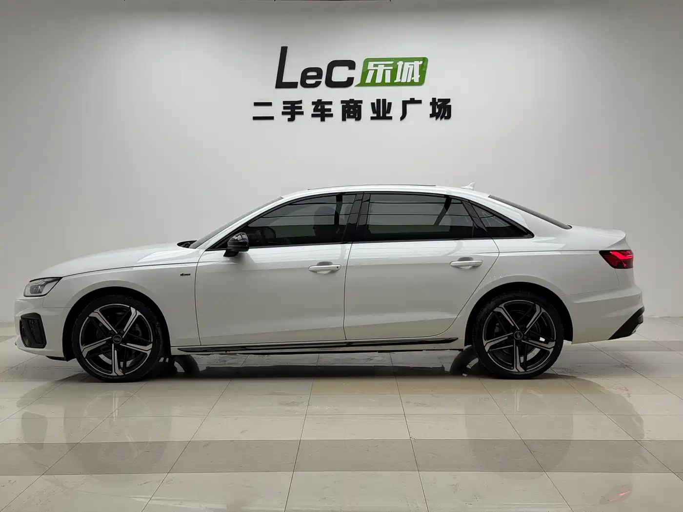 Audi A4 2024