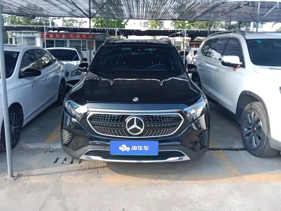 Mercedes-Benz EQB 2024