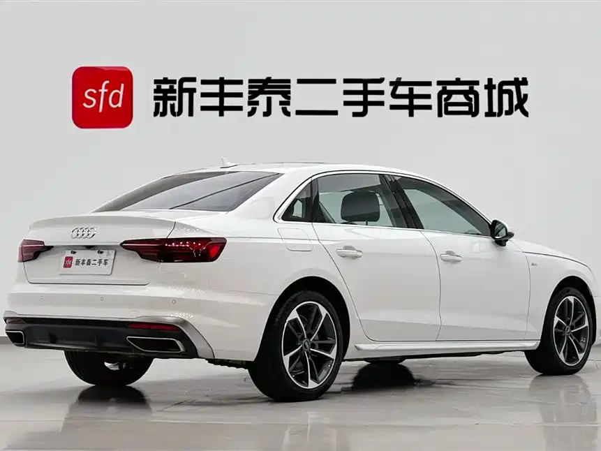 Audi A4 2024