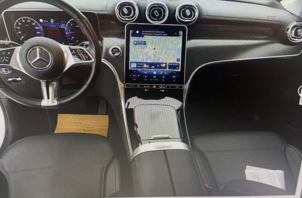 Mercedes-Benz GLC 220 2023
