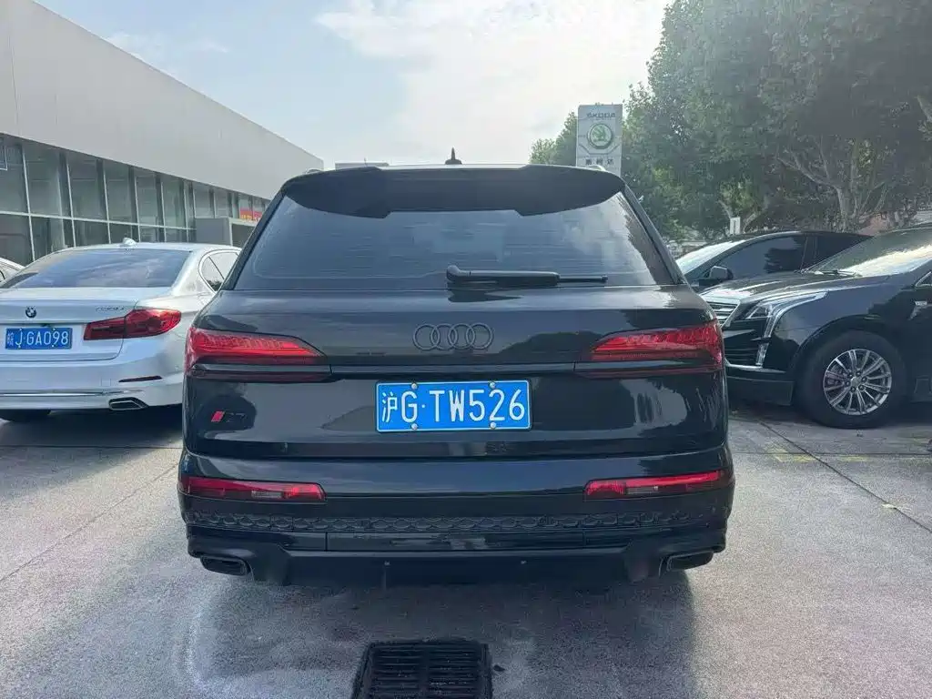 Audi Q7 2024