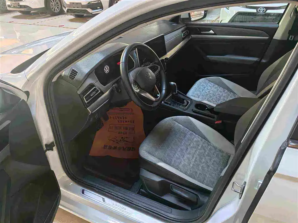 Volkswagen Lavida 2023