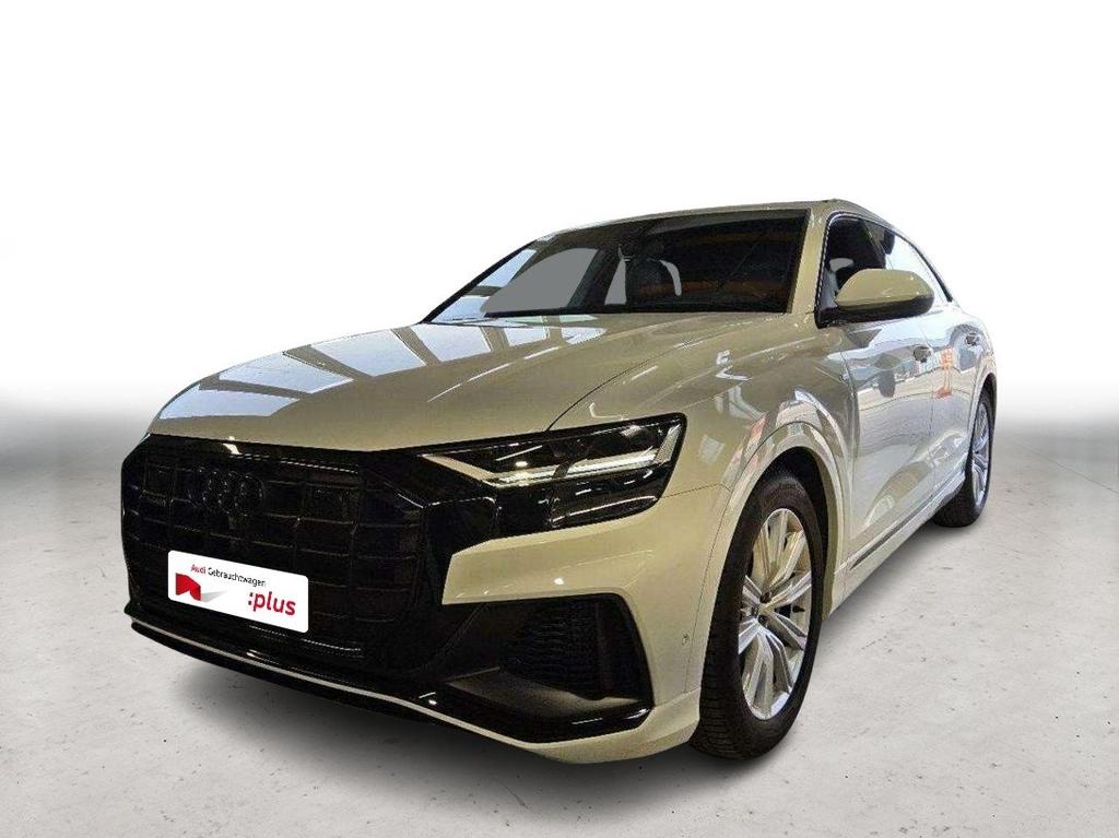 Audi Q8 2023