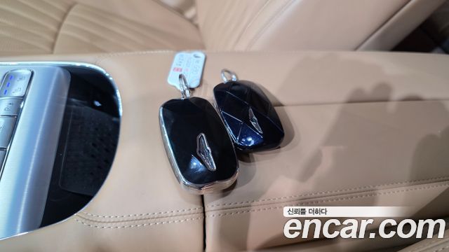 Genesis G90 2023