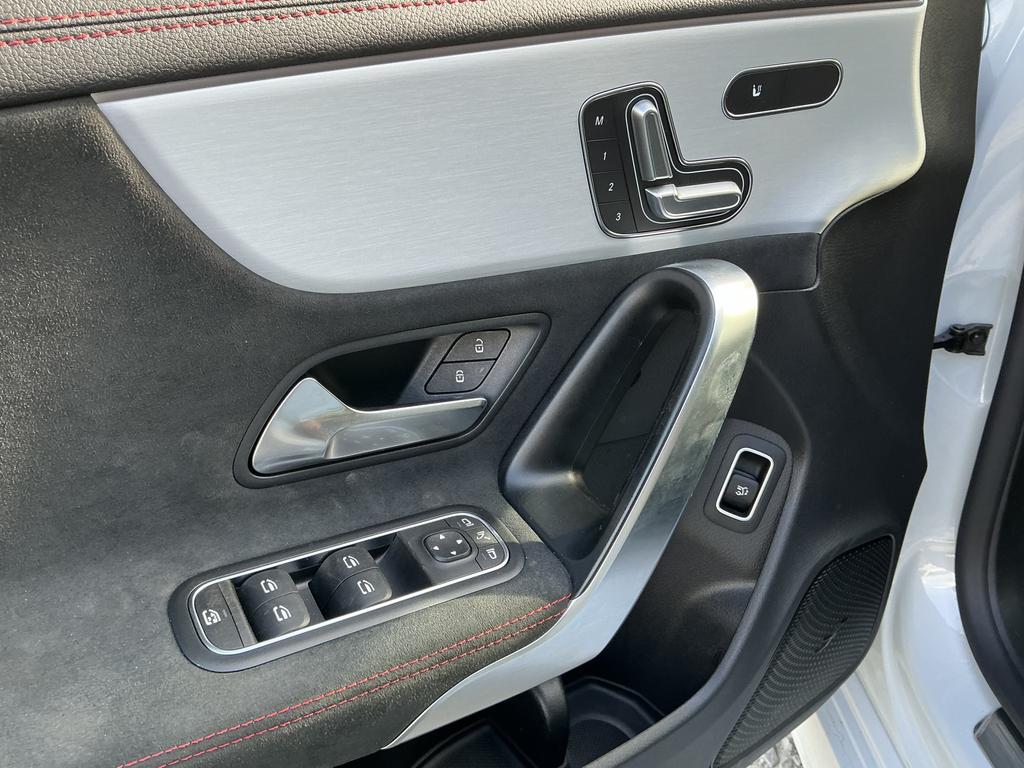 Mercedes-Benz CLA 250 SHOOTING BRAKE 2023