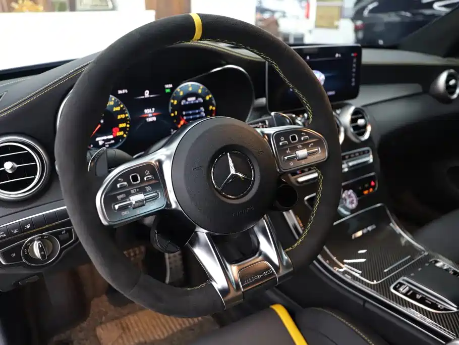 Mercedes-Benz C-Класс 2023