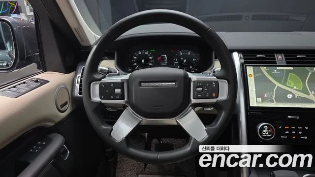 Land Rover Discovery 2022