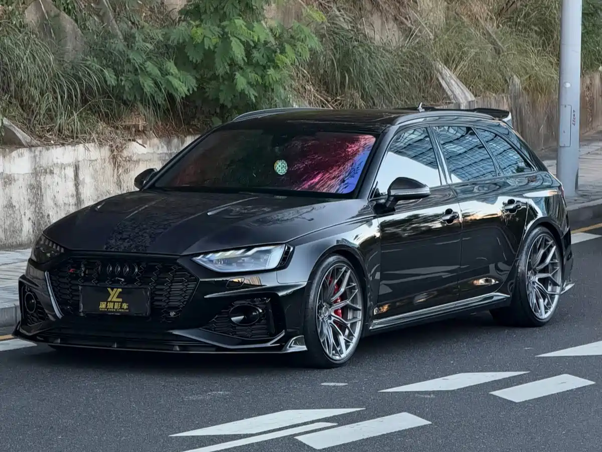 Audi RS 4 2024