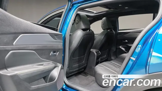 Peugeot 408 2023