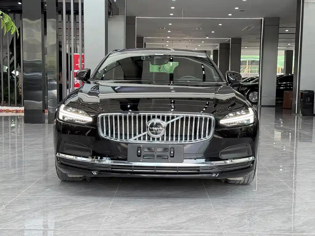 Volvo S90 2021