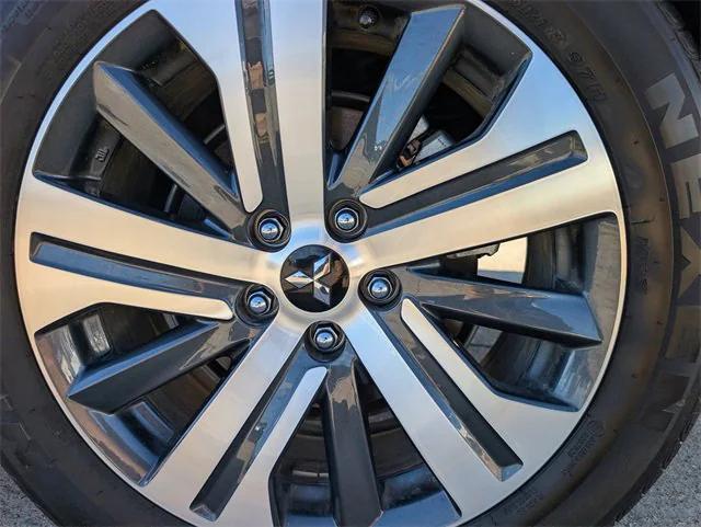 Mitsubishi Outlander Sport 2024