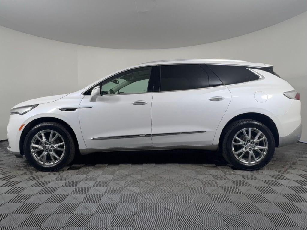 Buick Enclave 2023
