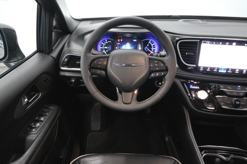 Chrysler Pacifica 2022