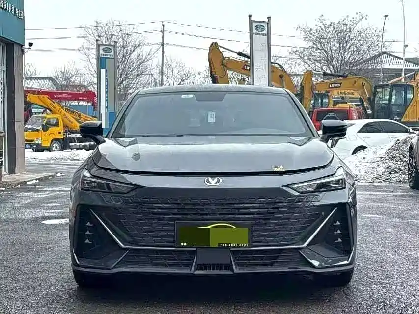 Changan UNI-V 2022