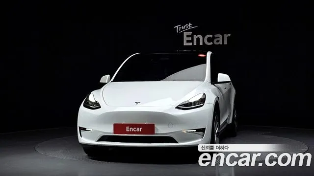 Tesla Model Y 2022