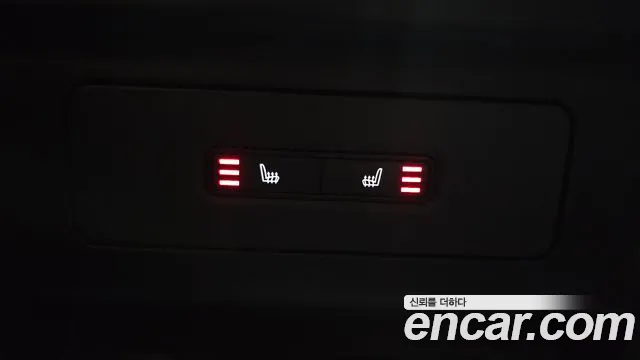 Land Rover Defender 2024