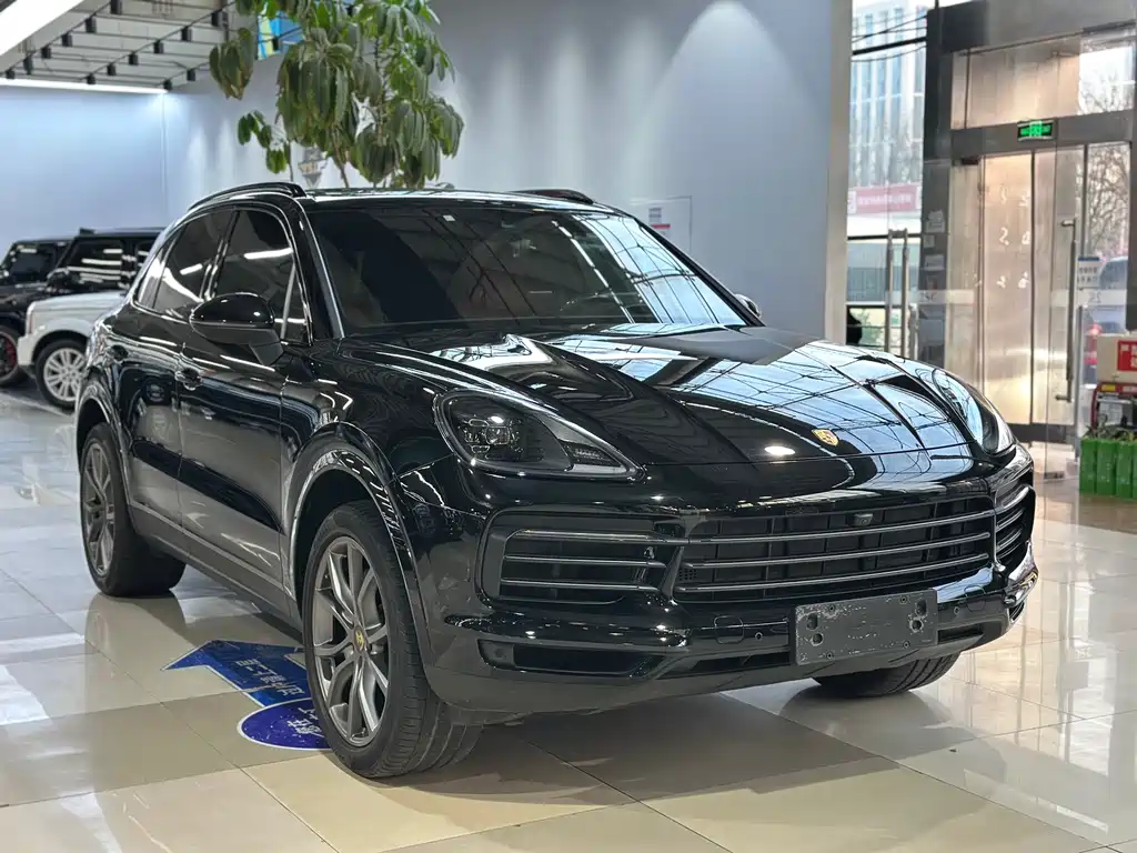 Porsche Cayenne 2023