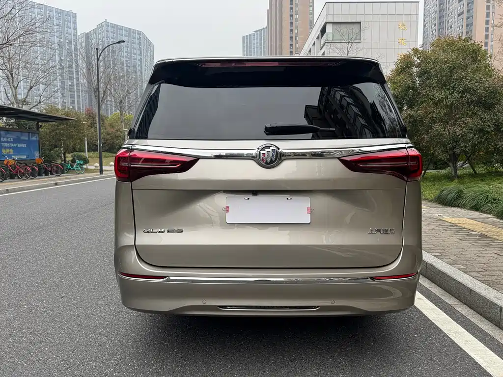 Buick GL8 2023