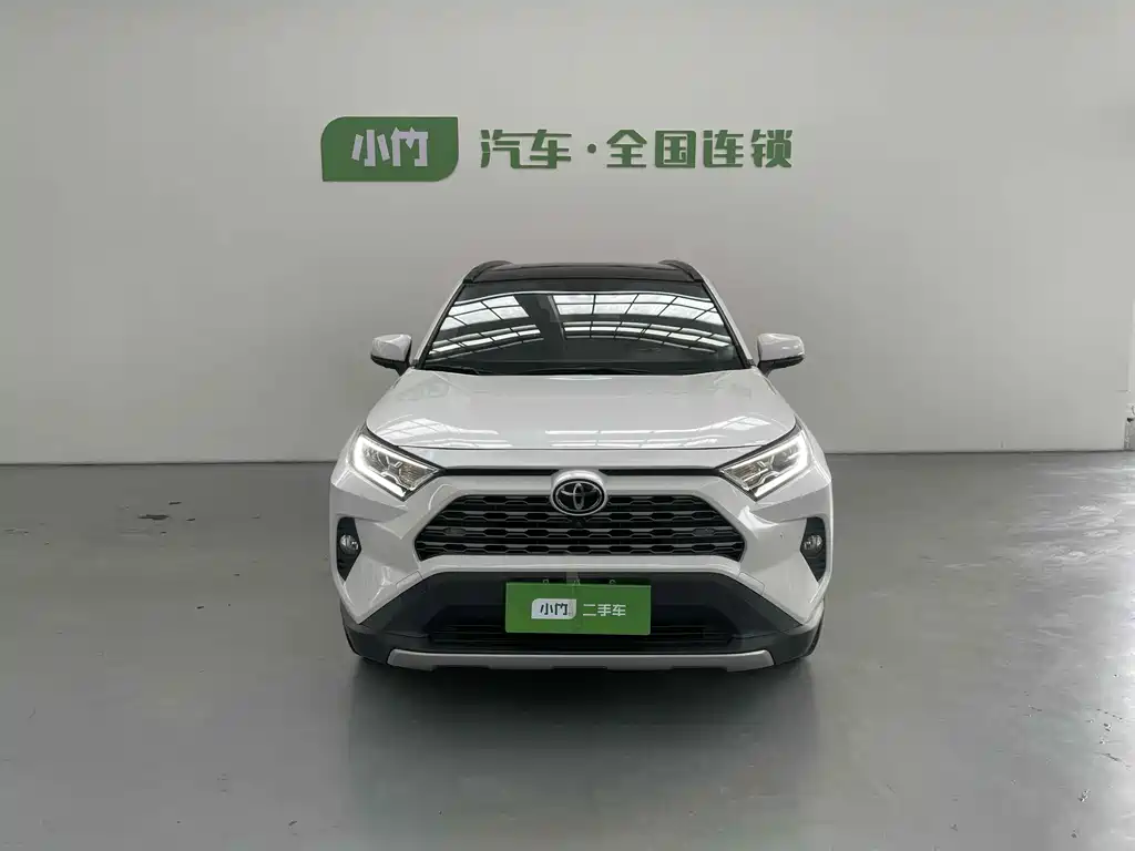 Toyota RAV4 2021