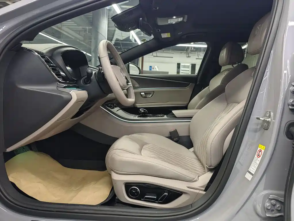 BYD Han 2025