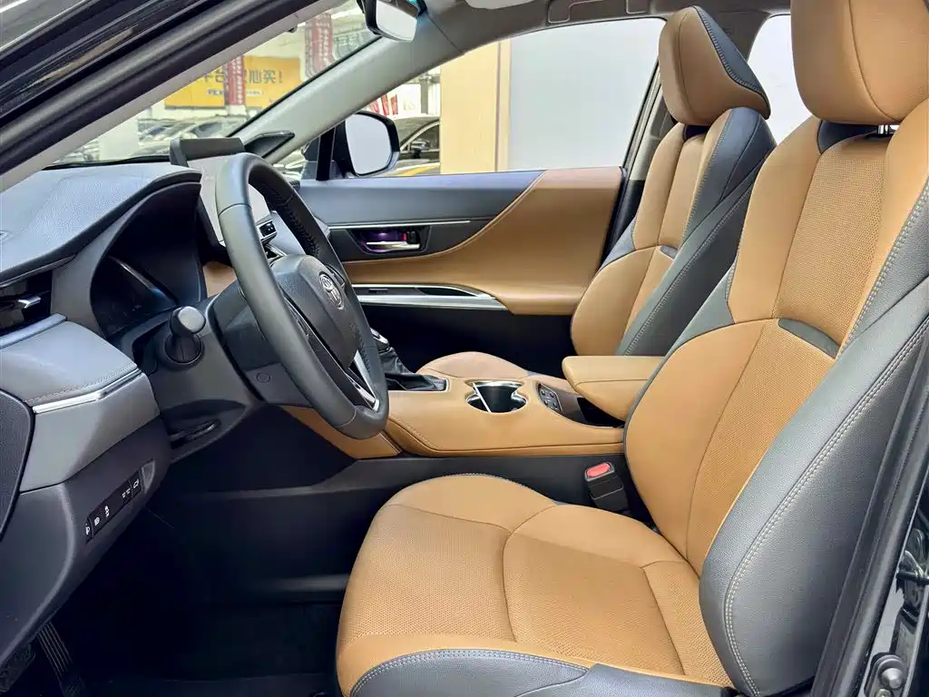 Toyota Venza 2023