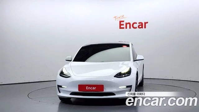 Tesla Model 3 2021
