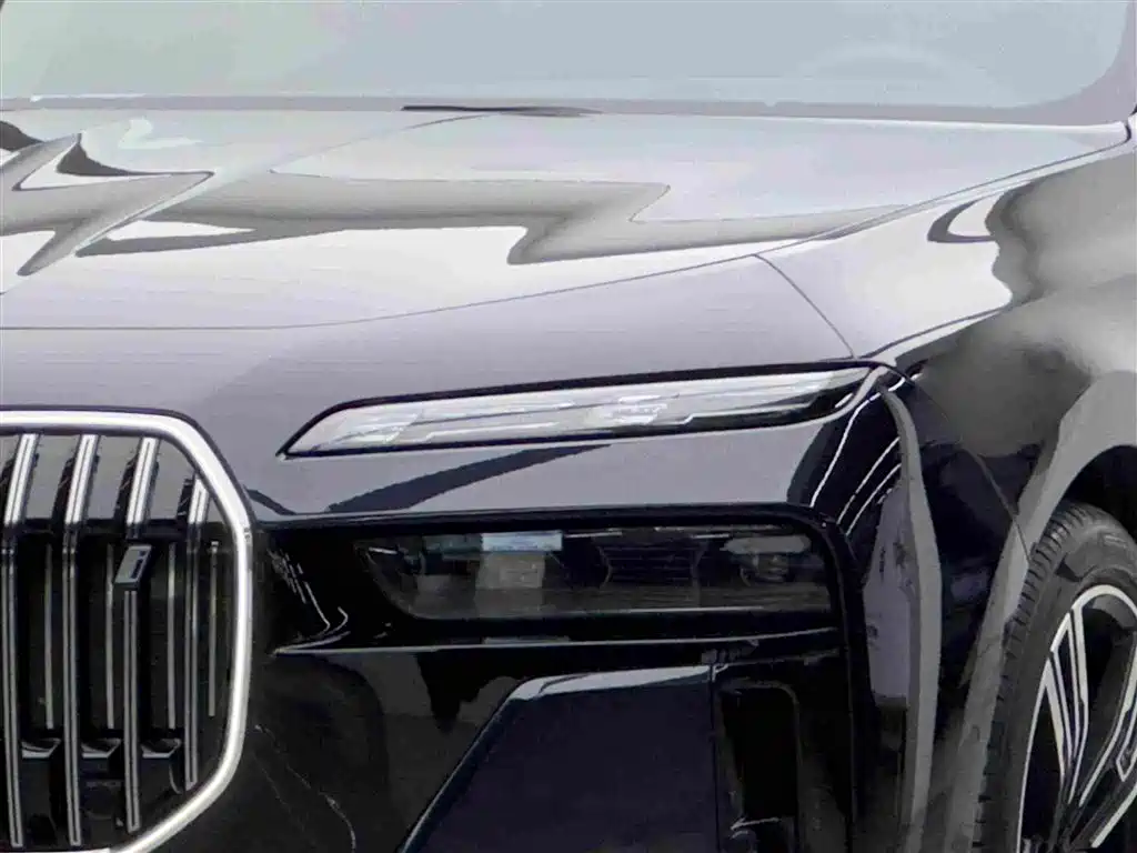 BMW i7 2023