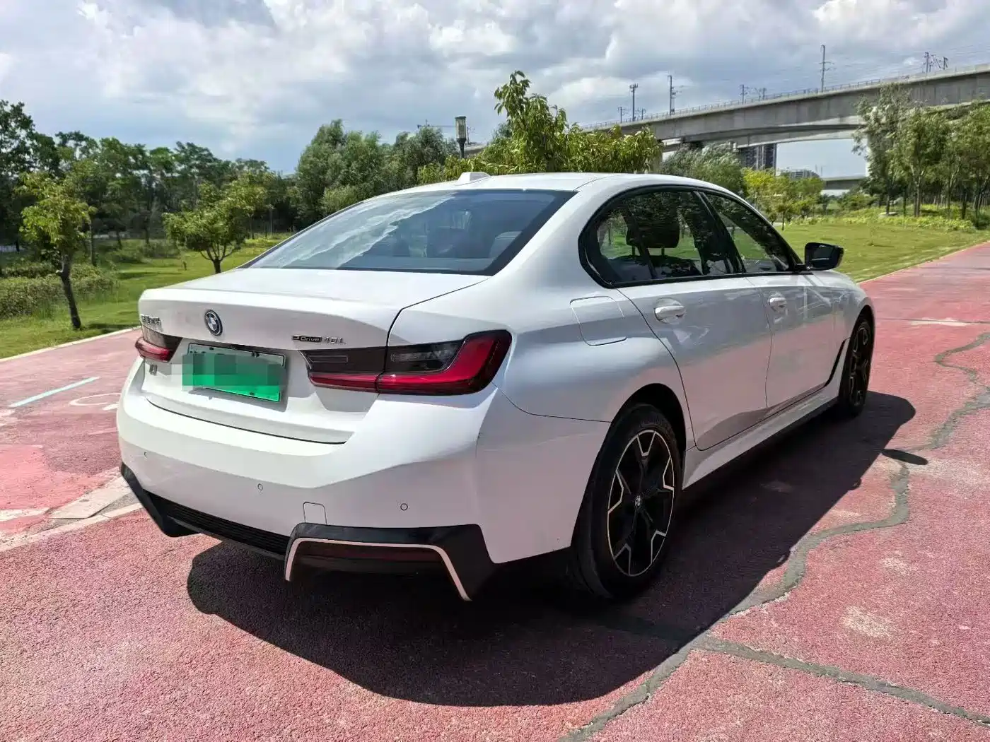 BMW i3 2023