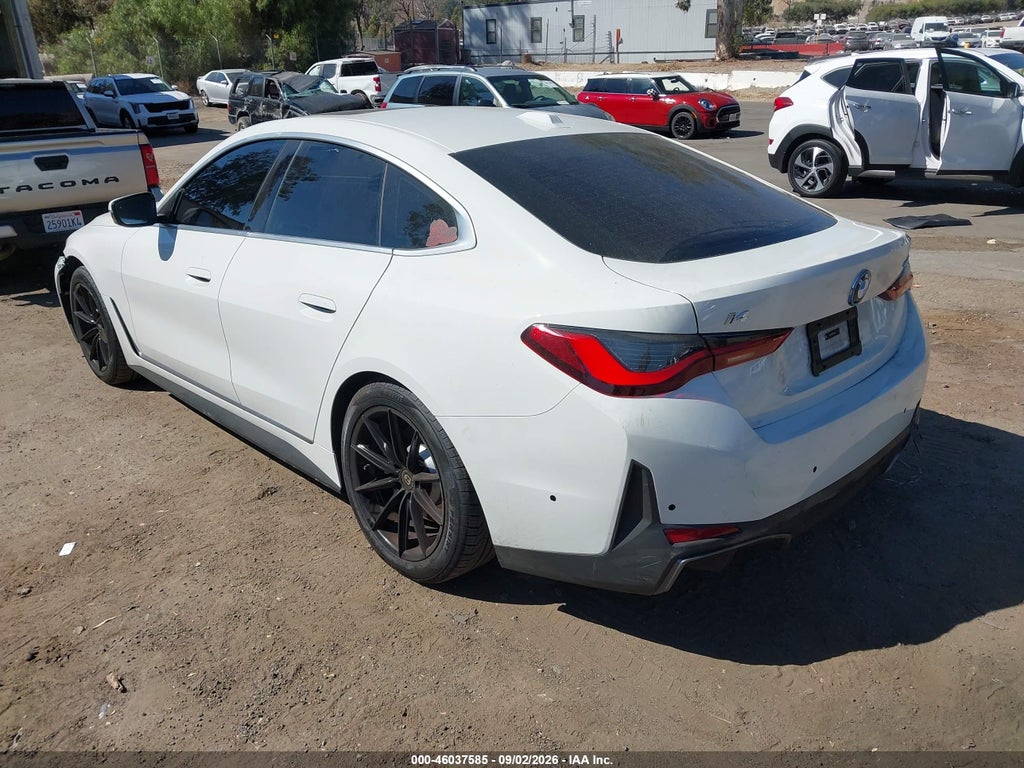 BMW i4 2025