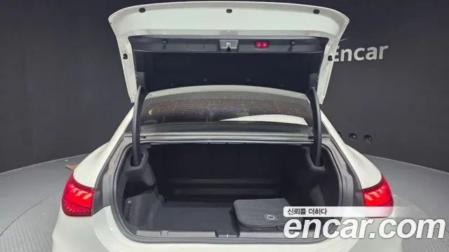 Mercedes-Benz EQE 2023