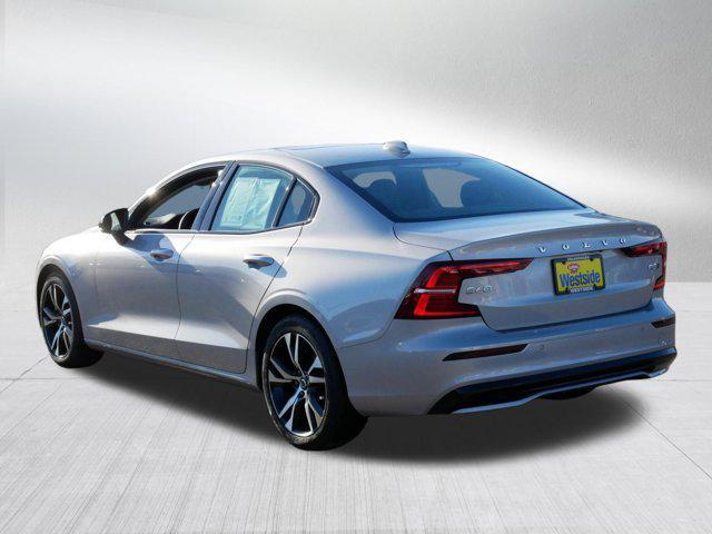 Volvo S60 2025