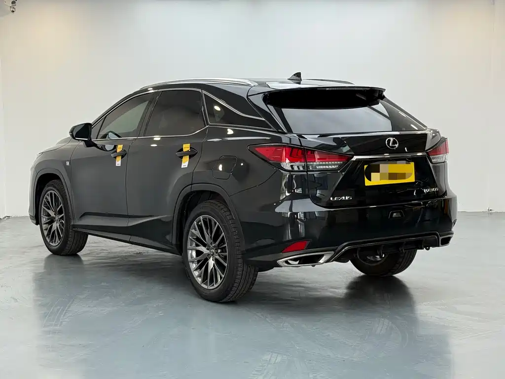Lexus RX 2021