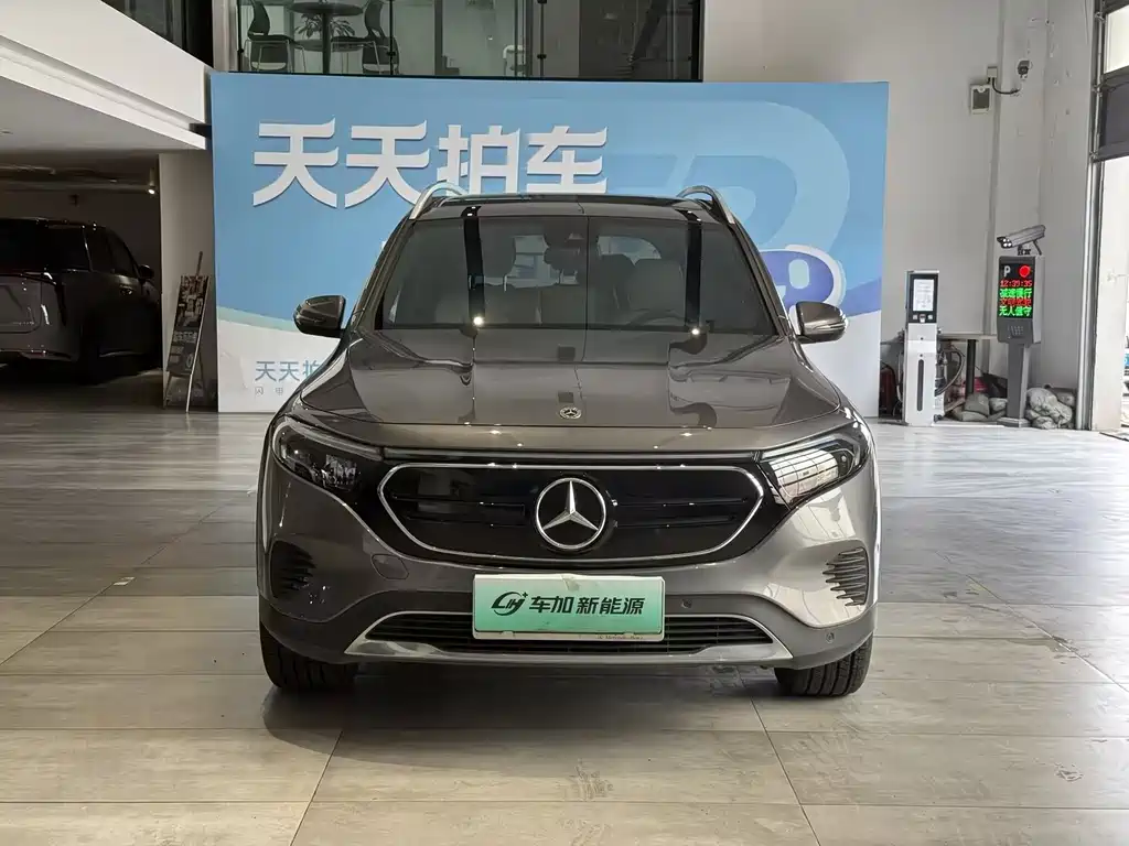 Mercedes-Benz EQB 2022