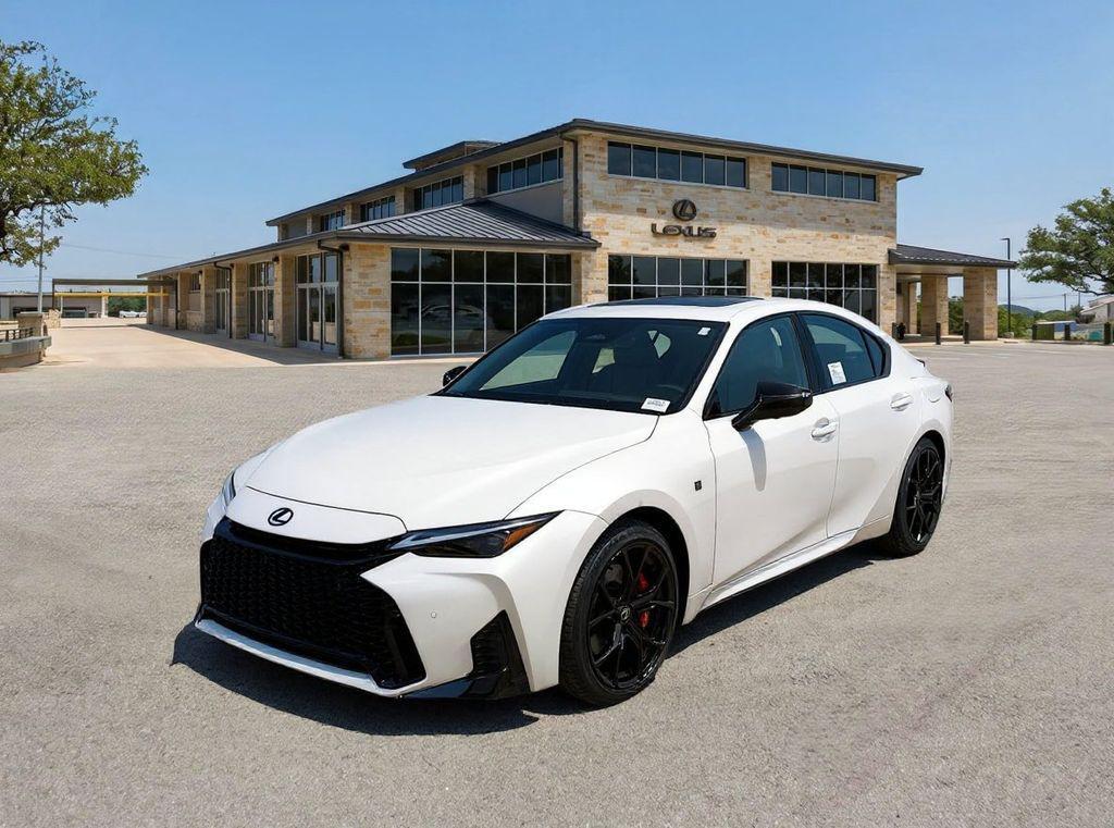 Lexus IS 2026