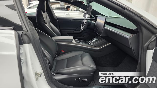 Tesla Model S 2023