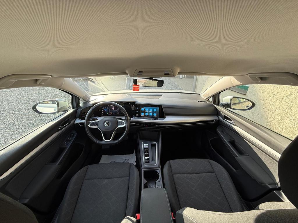 Volkswagen Golf 2021
