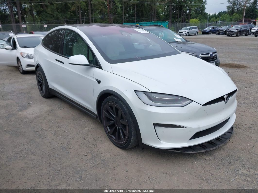 Tesla Model X 2022