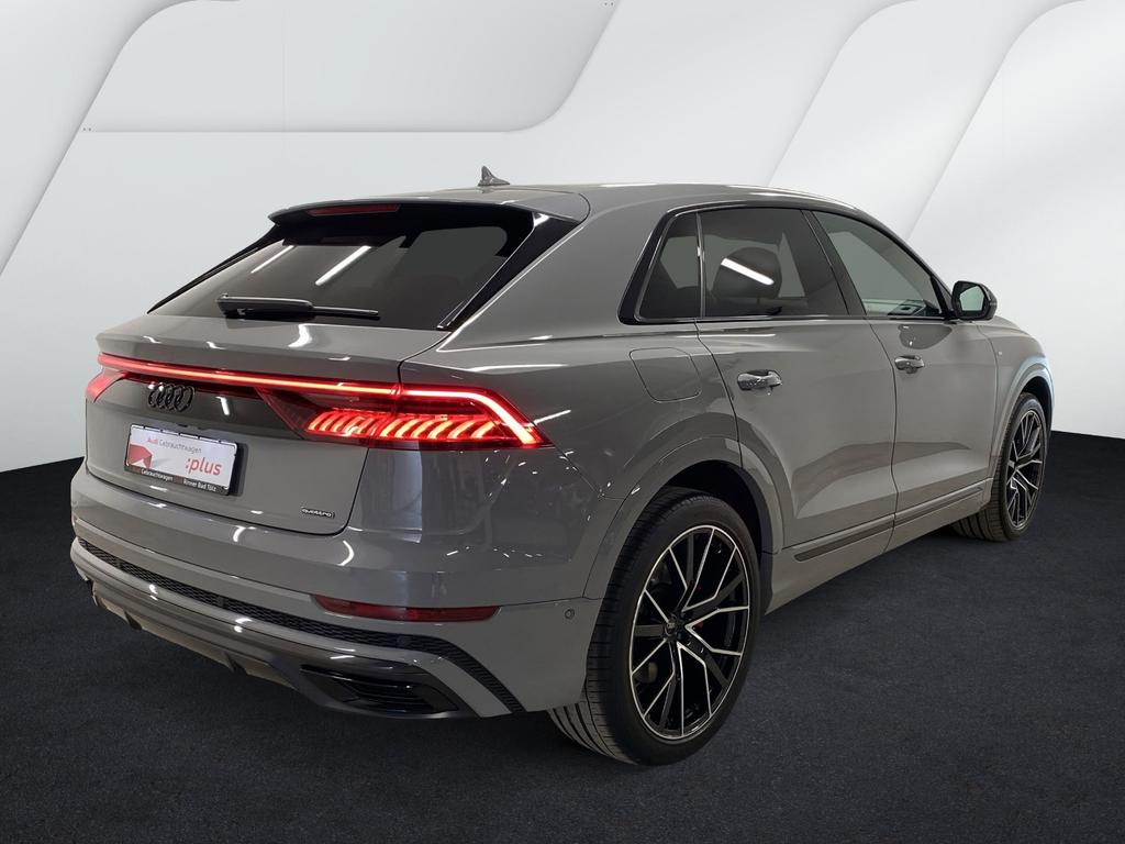 Audi Q8 2023