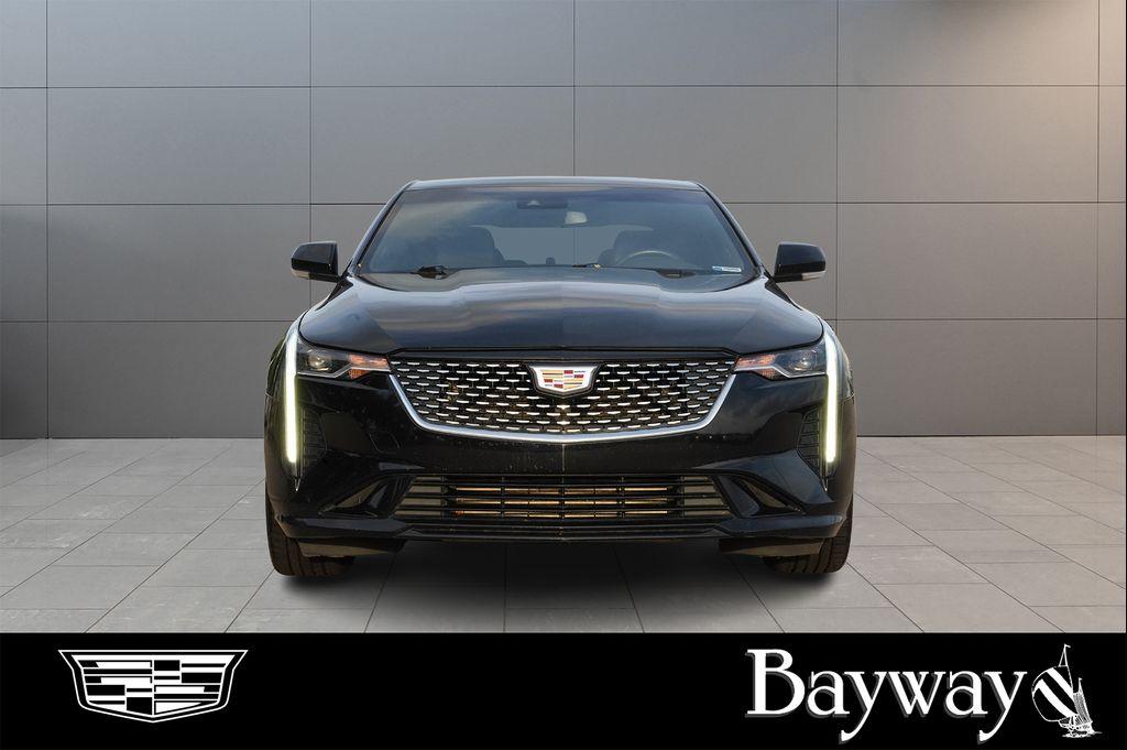 Cadillac CT4 2024