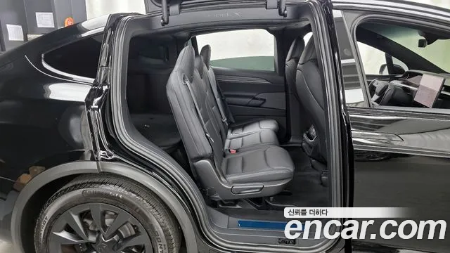 Tesla Model X 2023