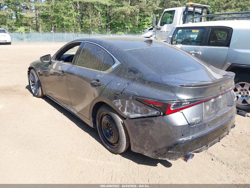 Lexus IS 2021