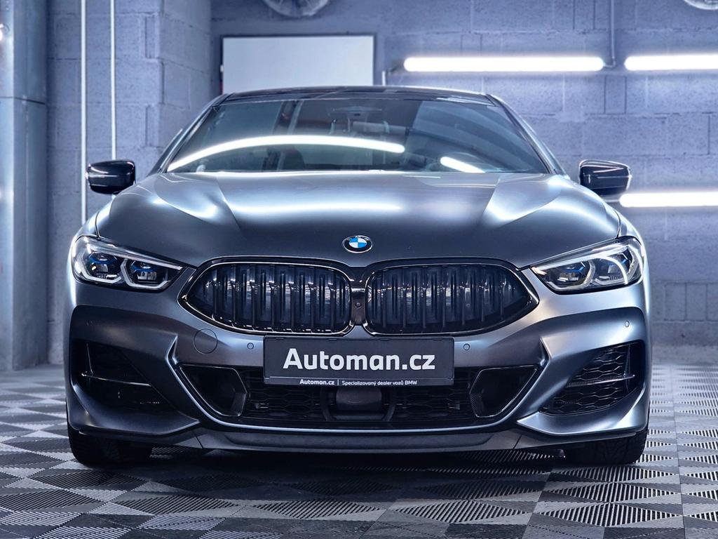 BMW M850 2021