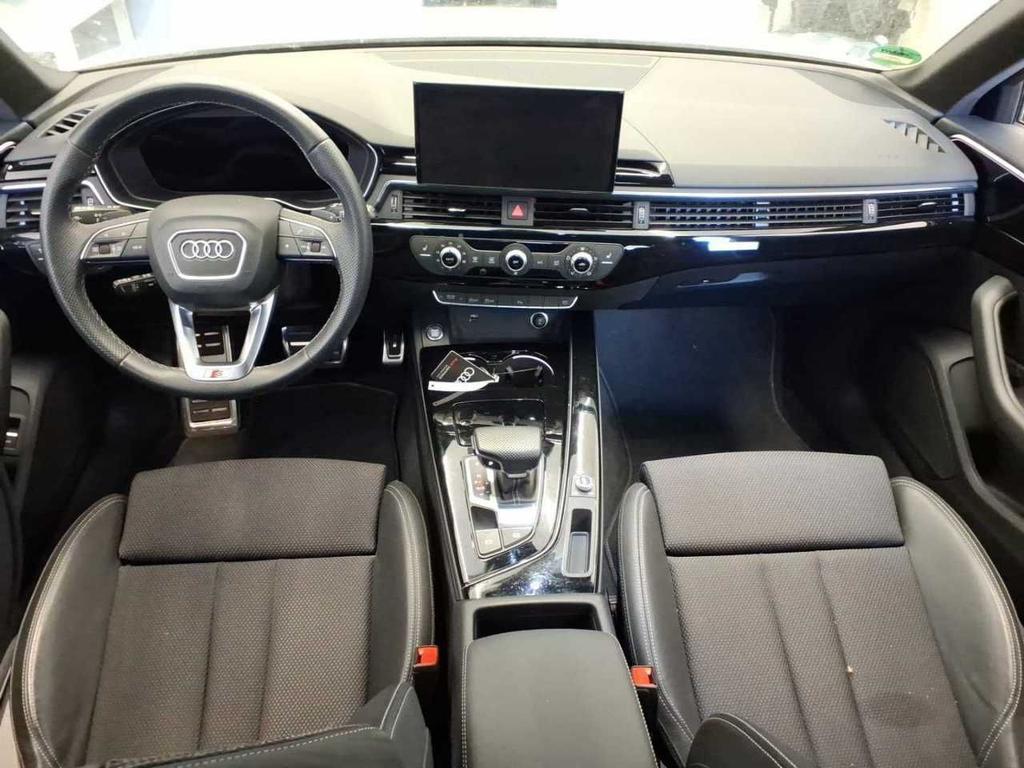 Audi A4 2023