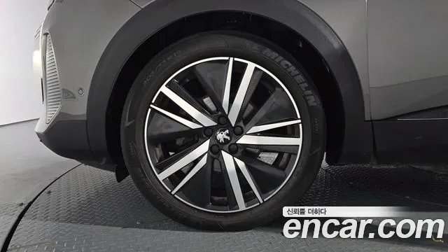 Peugeot 5008 2023
