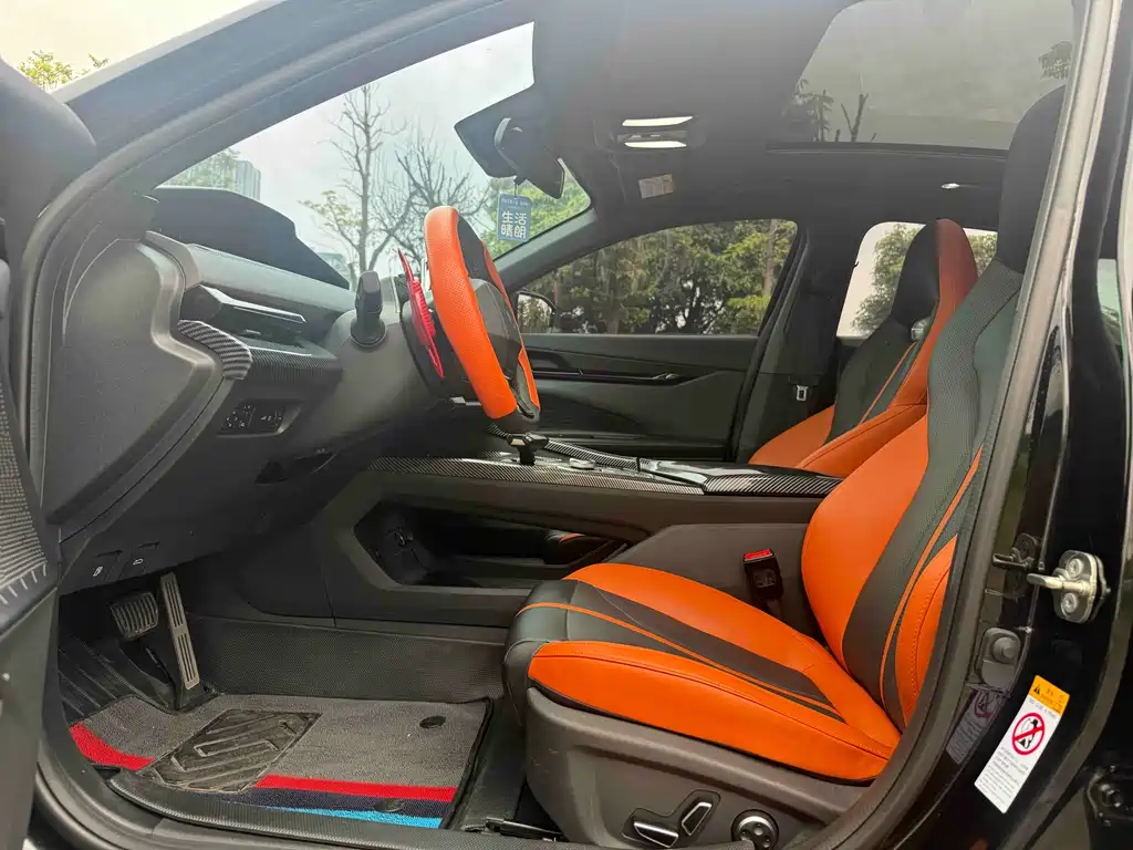 Changan UNI-V 2024